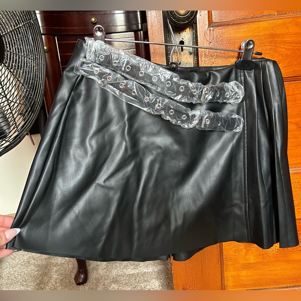 Steve Madden Skort